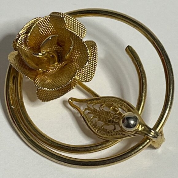 VTG Sarah Coventry "Promise" Gold Tone Circle Brooch Textured Mesh Rose 1.25" - Picture 2 of 13